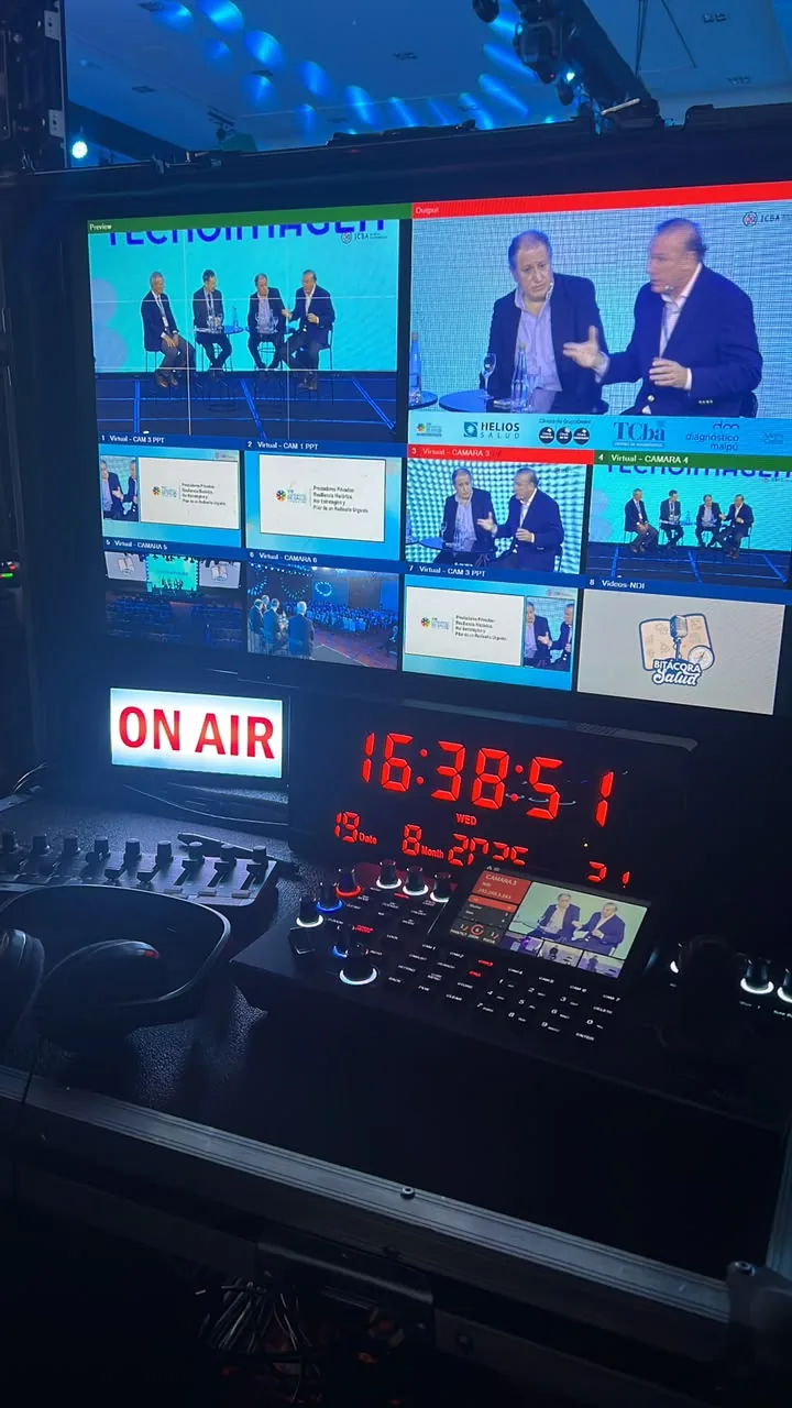 Puesto de realización y monitoreo de una transmisión en vivo